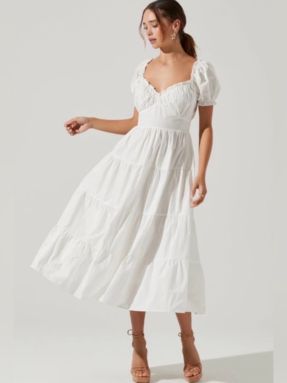 ASTR the Label Milkmaid Midi Dress White M Prairie Peasant Trad Wife Smocked